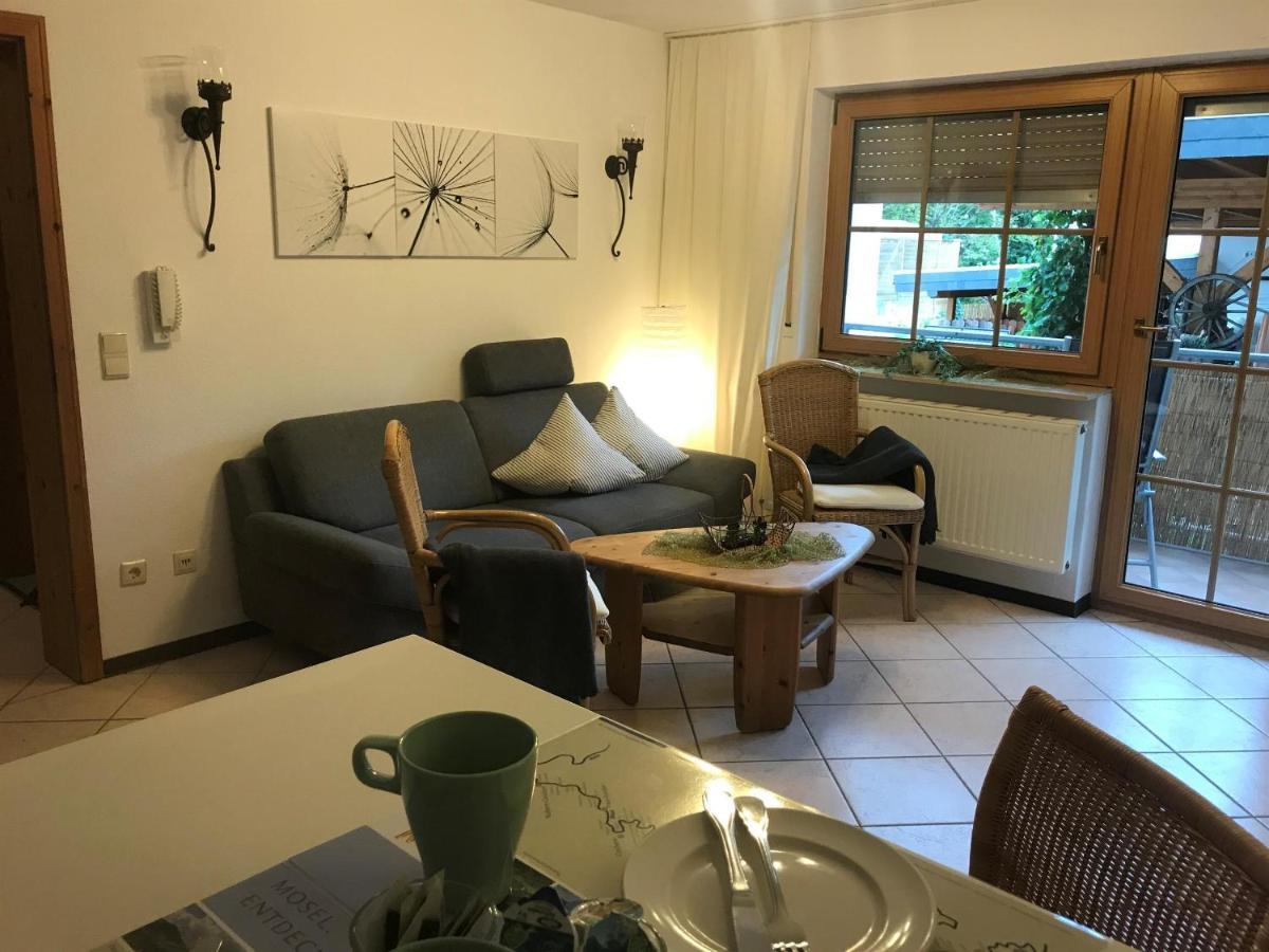 Bio-Ferienweingut Leyendecker Apartment Kattenes Ngoại thất bức ảnh