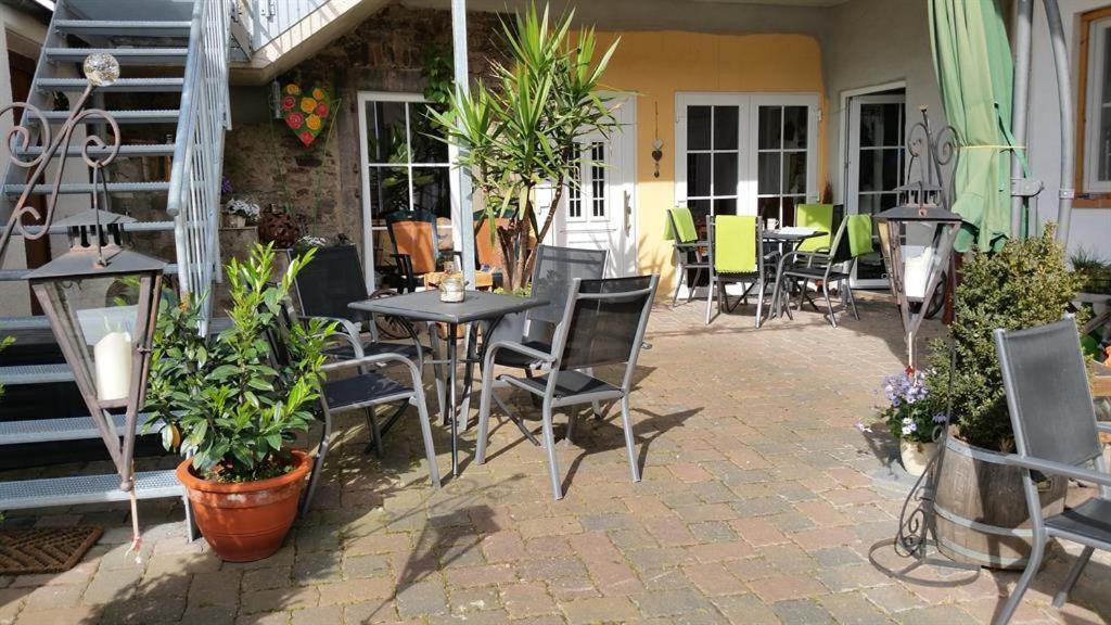 Bio-Ferienweingut Leyendecker Apartment Kattenes Ngoại thất bức ảnh