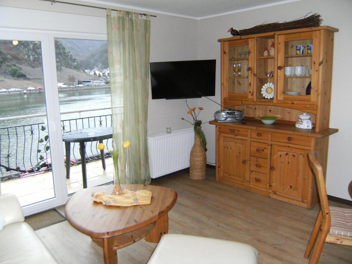 Bio-Ferienweingut Leyendecker Apartment Kattenes Ngoại thất bức ảnh