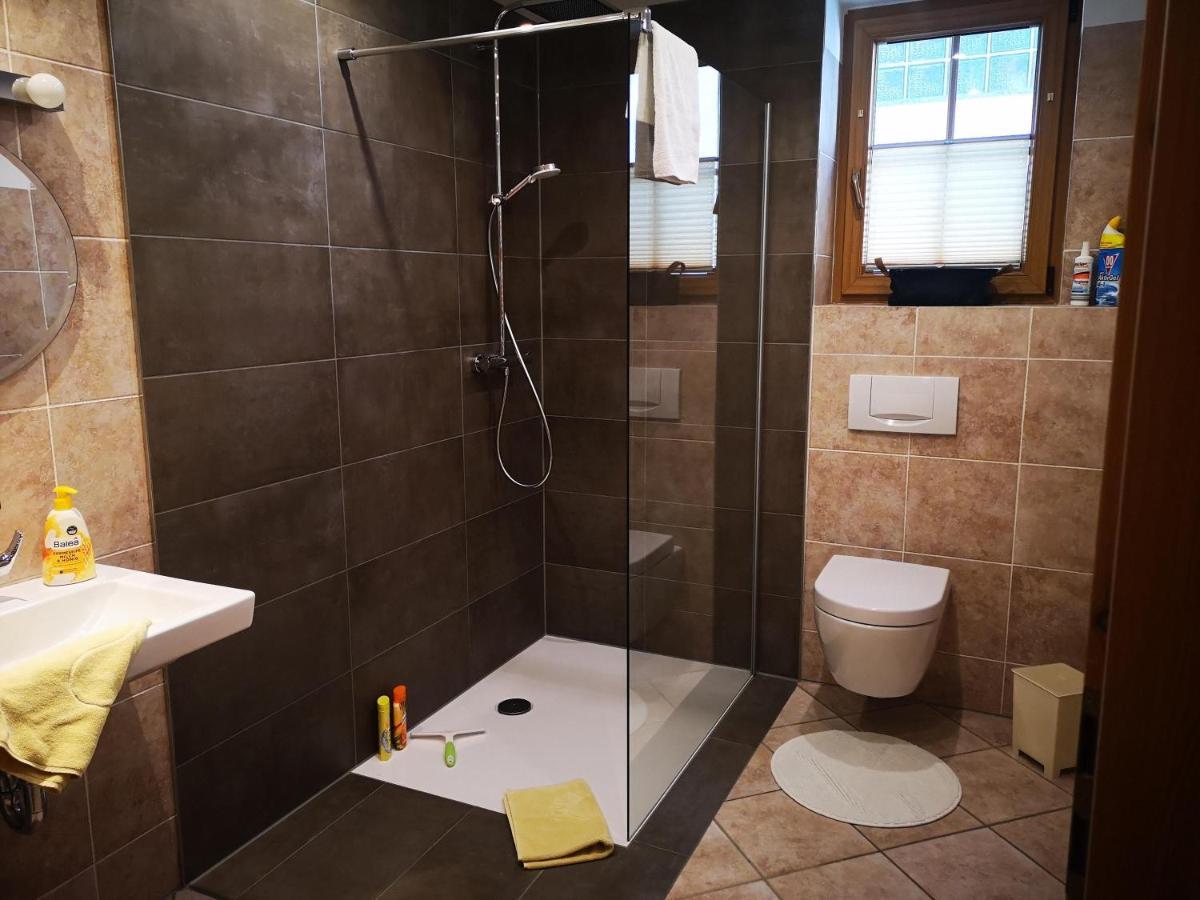 Bio-Ferienweingut Leyendecker Apartment Kattenes Ngoại thất bức ảnh